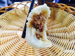 琼娘娘吃瓜,琼娘娘的瓜田奇遇记