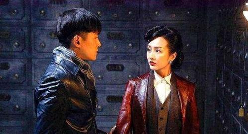 大爷大妈吃瓜看戏小说