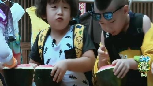 吃瓜轩轩,揭秘娱乐圈的甜蜜瓜田